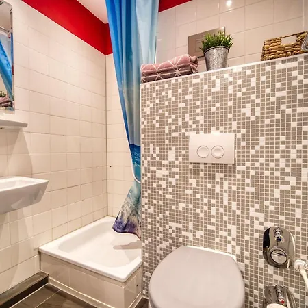 - Haus L, App 0l1103 Apartment